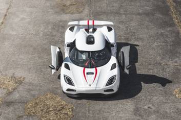 Please make this a car